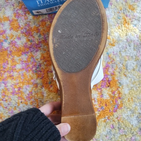 White Wedge Sandals Italian Shoemaker 6 - Picture 2 of 5